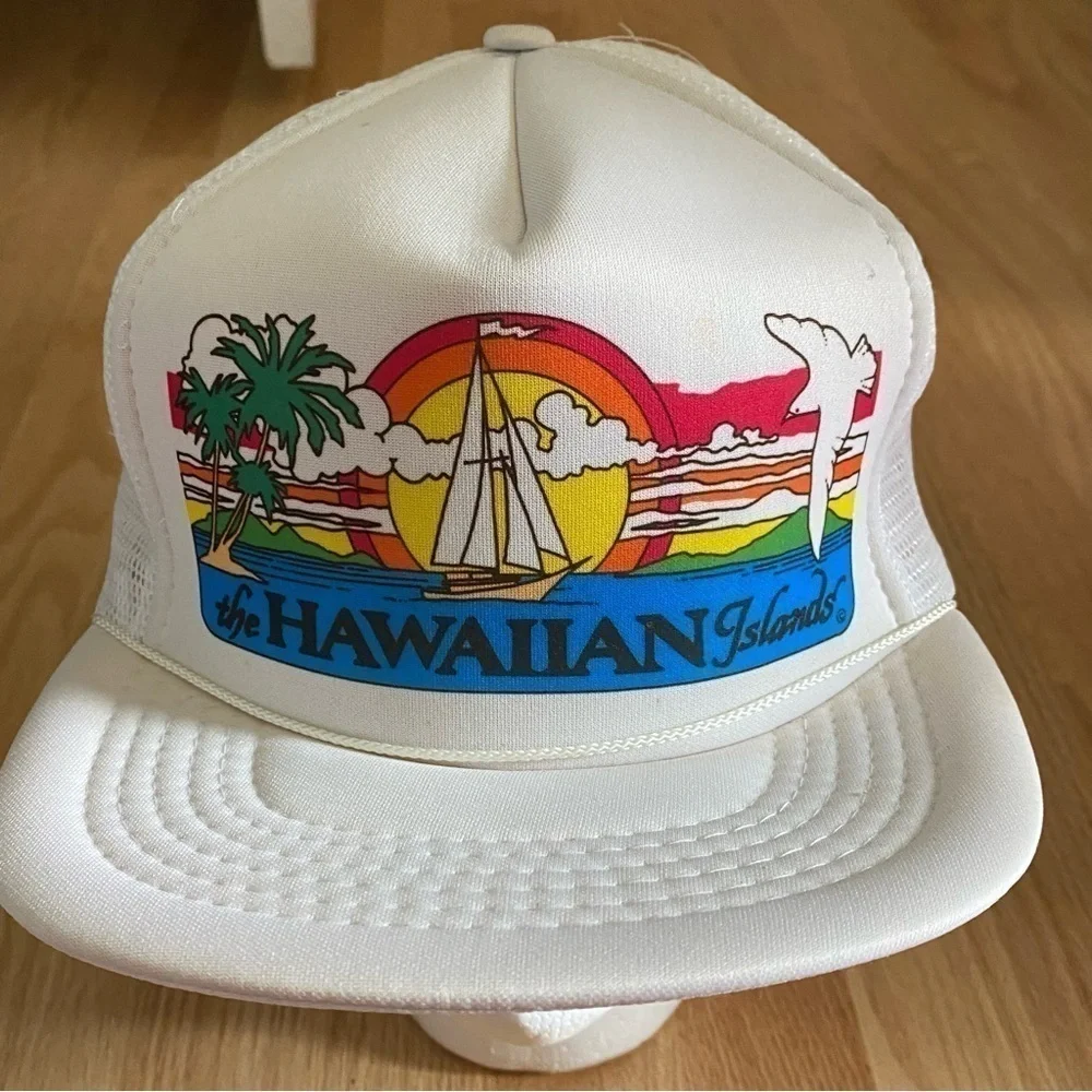 Vintage Hawaiian Islands Hawaii Rope Bright Colorful Rainbow Mesh Snap Back Hat